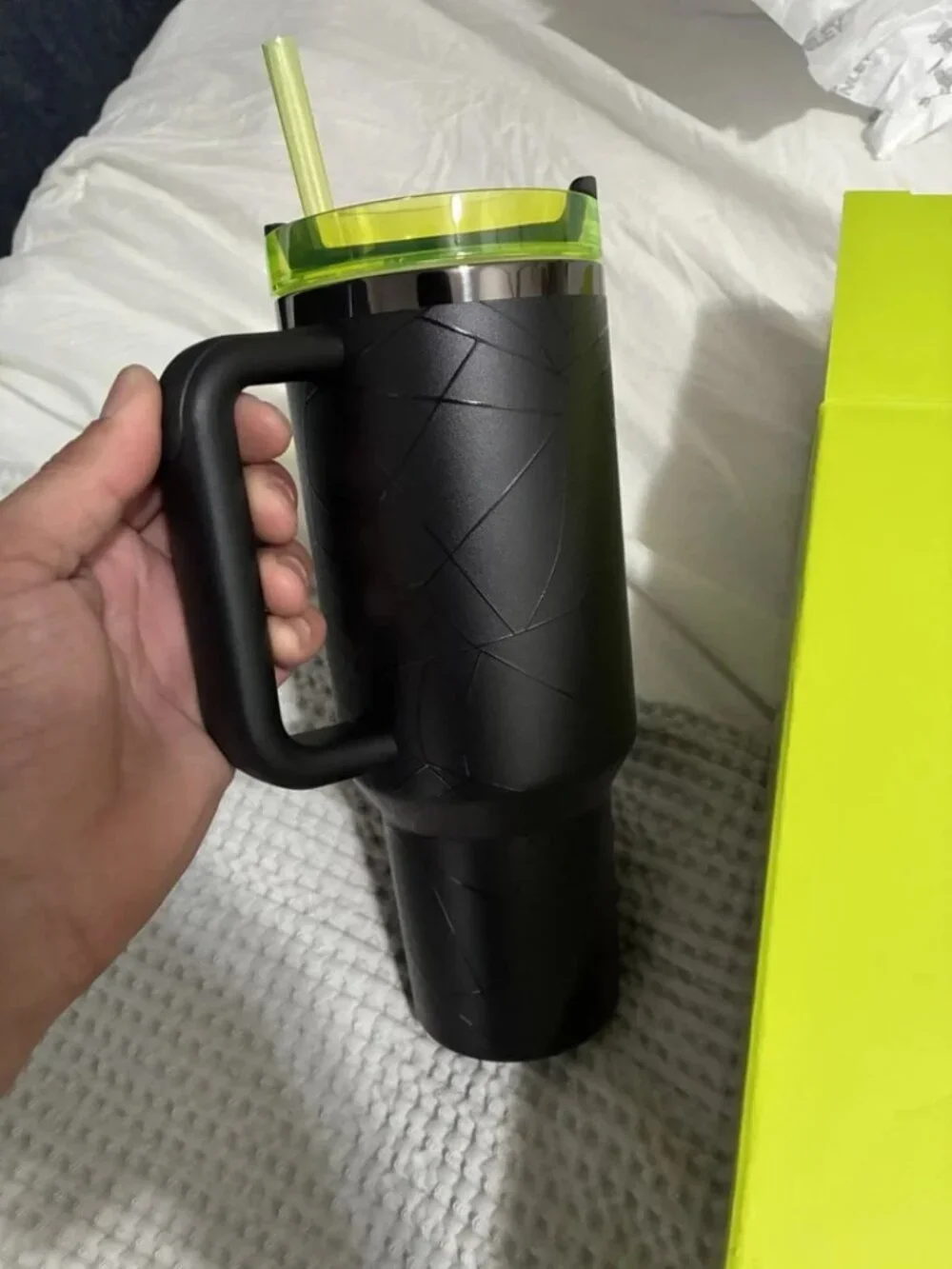 Stanley 40oz Tumbler - Halloween Web Glow - LIMITED EDITION - Picture 6 of 7